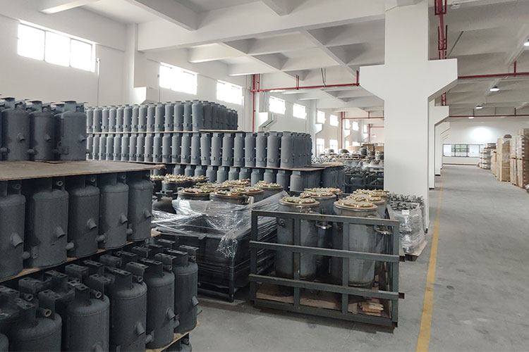 Hi Let me show you our warehouse(图6)